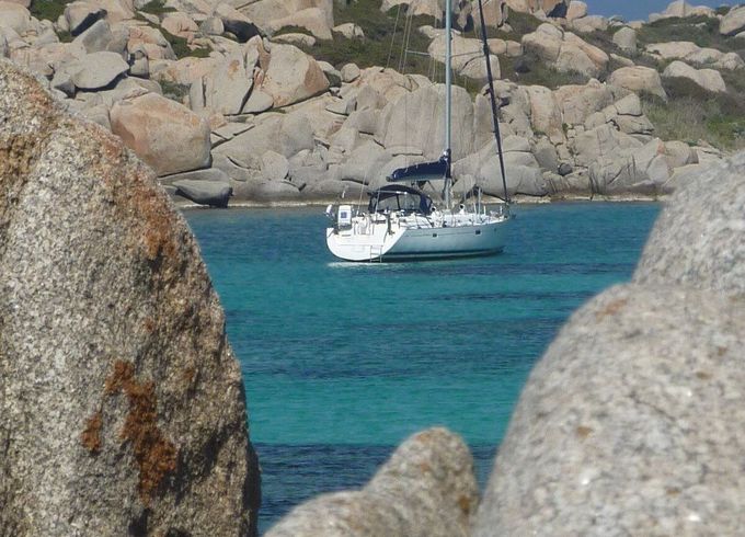Sailboat OCEANIS 523 15.8m