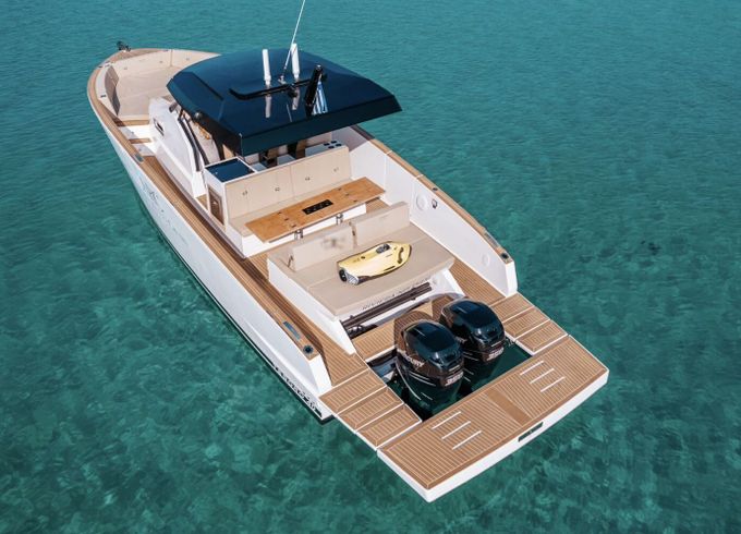 Motorboat Tesoro Tesoro T40 700hp