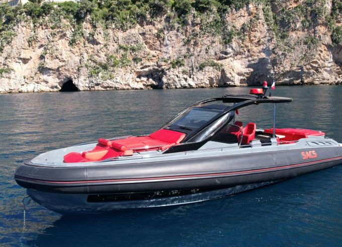 Motorboat Sacs Marine Rebel 47 880hp