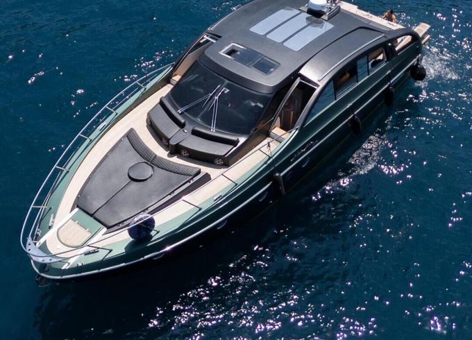 Motorboat Blue ice XSM 52 600hp