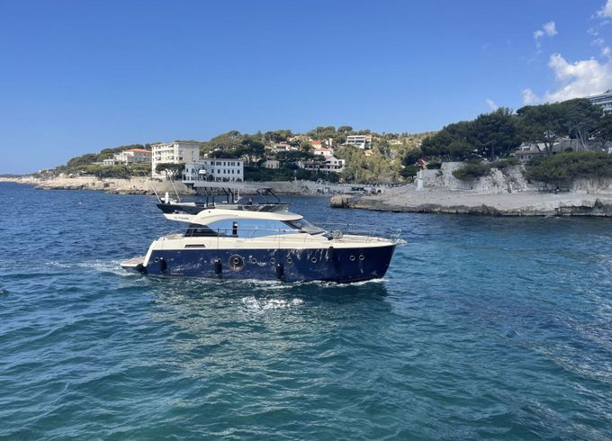 Motor yacht Beneteau MC6 1200hp