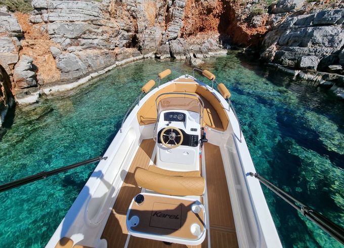 Motorboat Karel F19 140hp