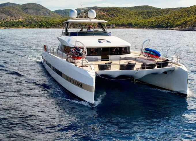 Catamaran Lagoon 78 24m