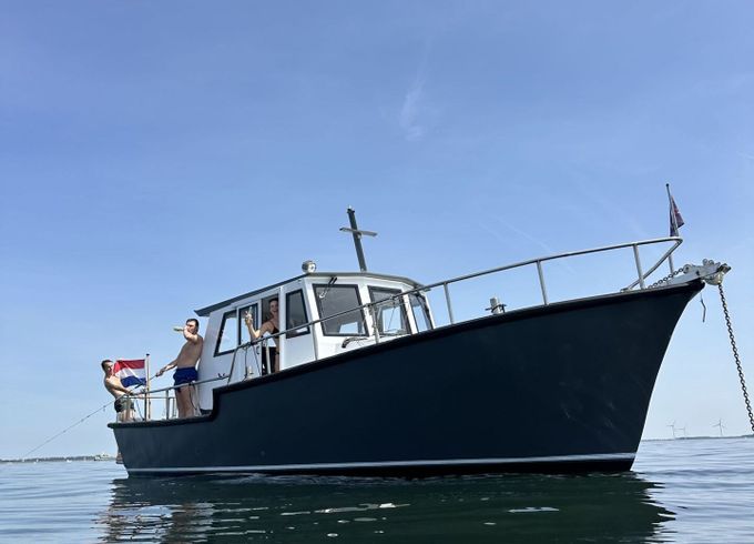 Motorboat Jack tar Thirty two 52hp