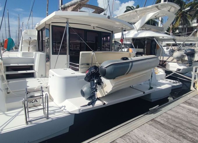 Catamaran Bali Bali 4.1 with watermaker 12.12m