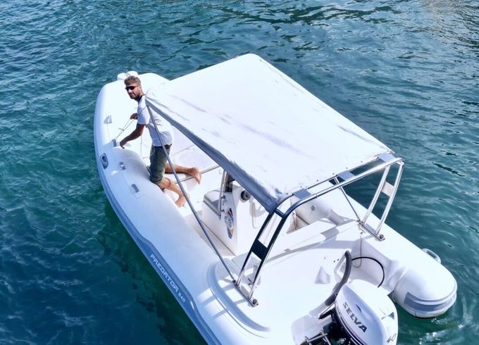 Boat without licence  Predator 5.4 40hp