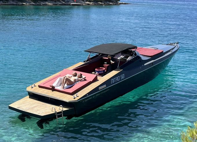Motorboat Cigala e Bertinetti Nitro 50 1500hp