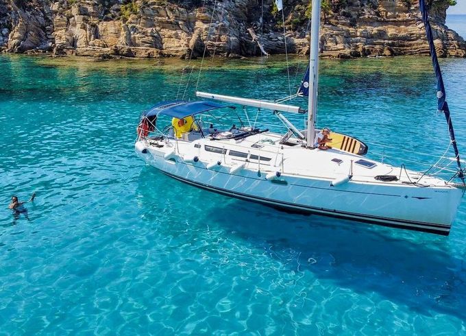 Sailboat Jeanneau Sun Odyssey 42i 12.85m