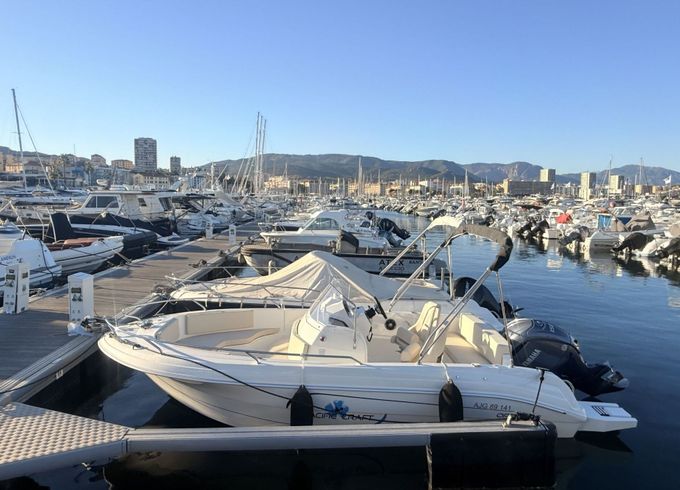 Motorboat Pacific Craft Open 625 150hp