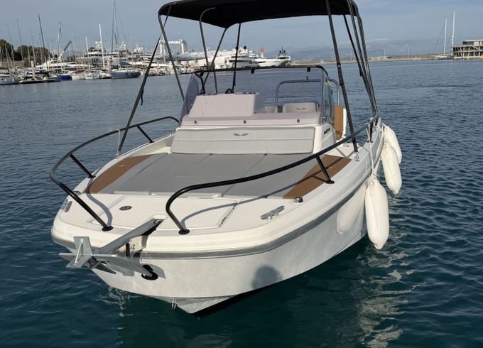 Motorboat Beneteau Flyer 7 sundeck 175hp