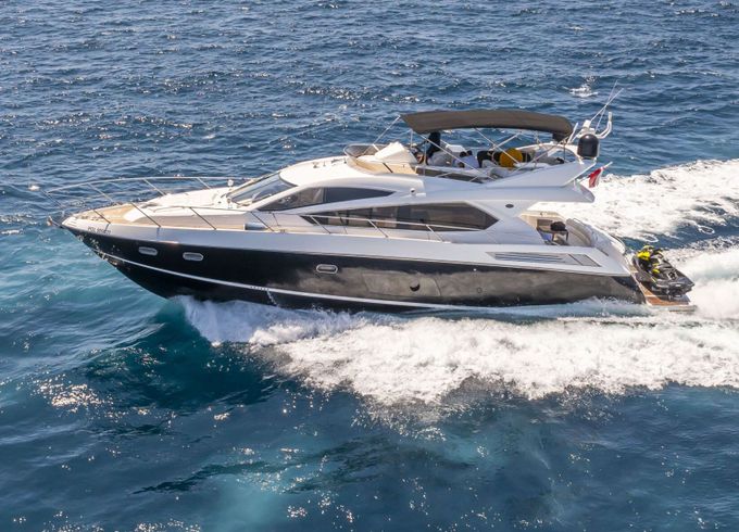 Motor yacht Sunseeker Manhattan 63 2000hp