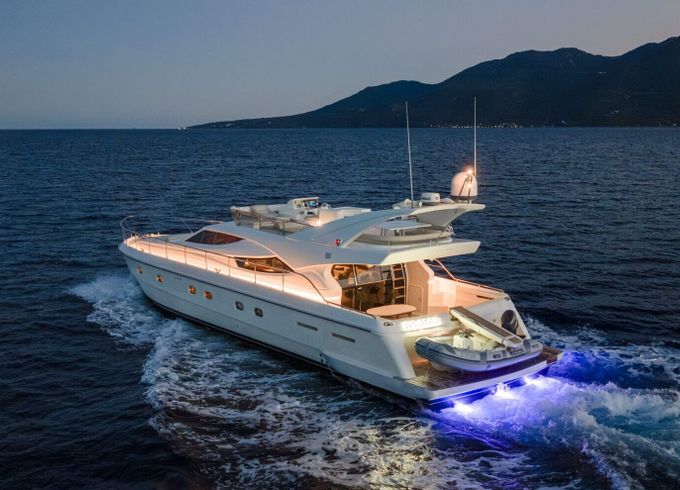 Motor yacht Ferretti 620 2100hp