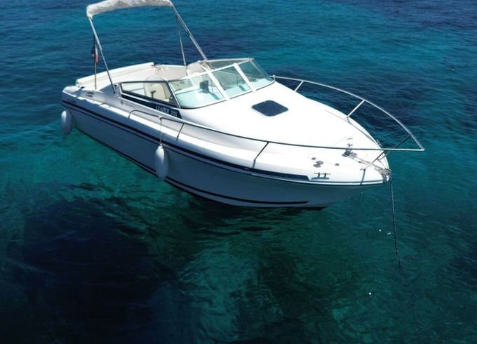 Motorboat Jeanneau Leader 705 200hp