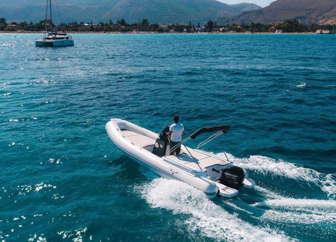 RIB Trimarchi Trimarchi 58 40hp