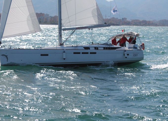 Sailboat Jeanneau Sun Odyssey 519 14.98m