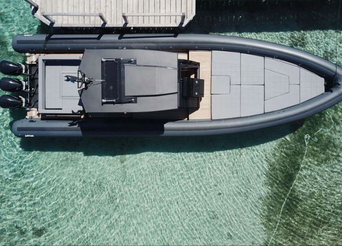 RIB Seawater Phantom400 900hp