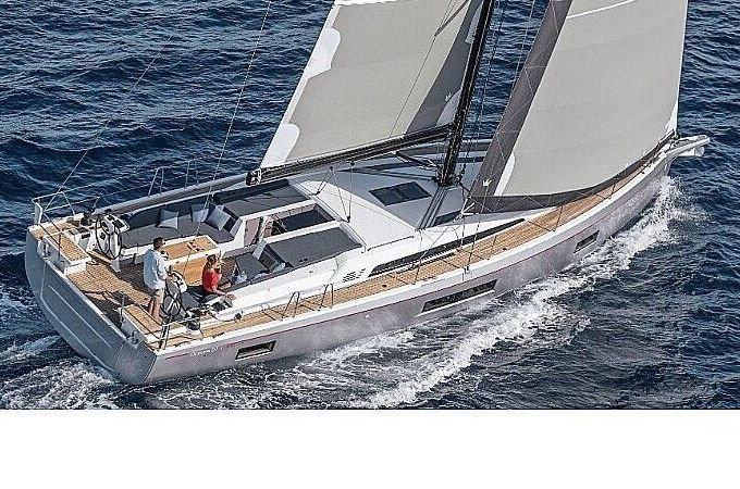 Sailing yacht Beneteau Oceanis 51.1 15.85m