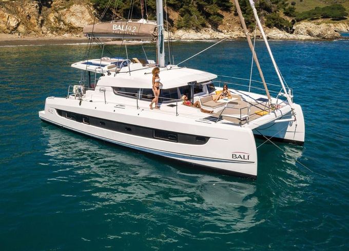 Catamaran Bali 4.2 12m