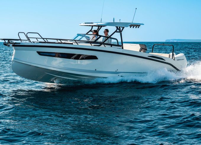 Motorboat Navan S30 500hp