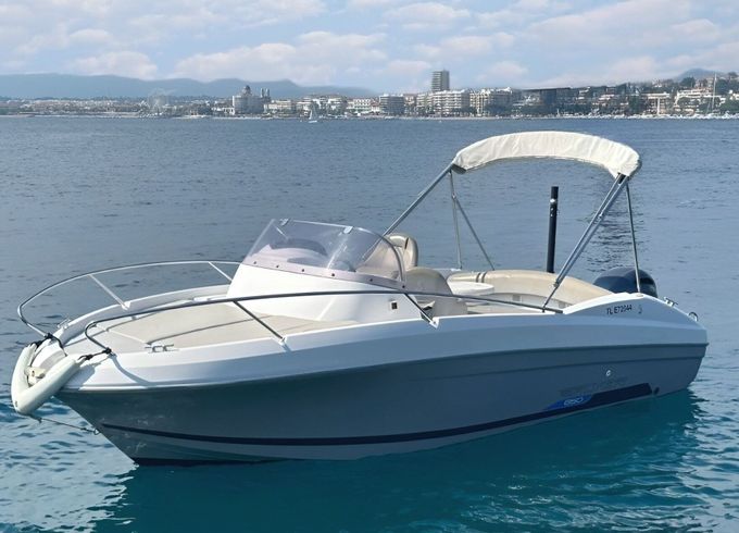 Motorboat Beneteau Flyer 6.5 Sundeck 175hp