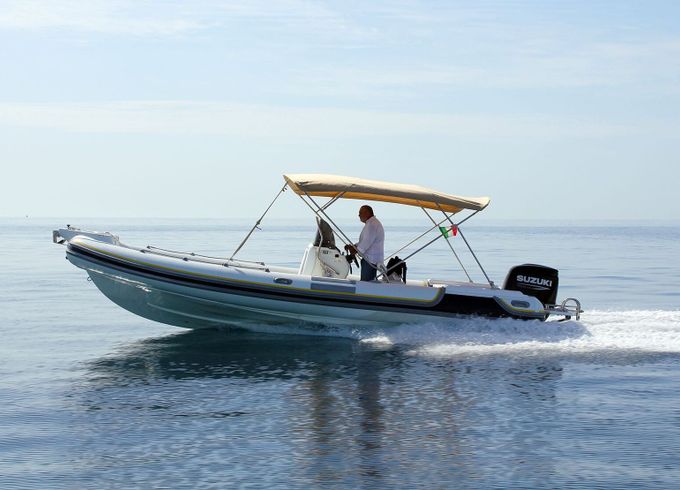 RIB Motonautica Vesuviana Marine G8 225hp