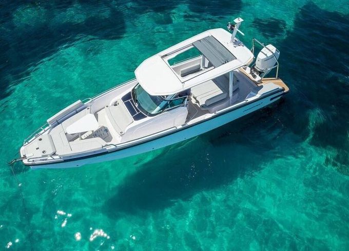Motor yacht Axopar 29 Sun-top 350hp