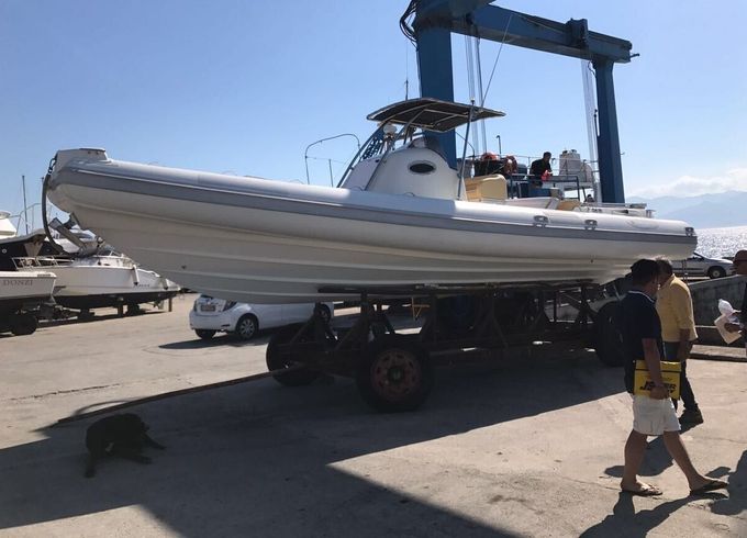 RIB Nautica LED Led 33 GS 900hp