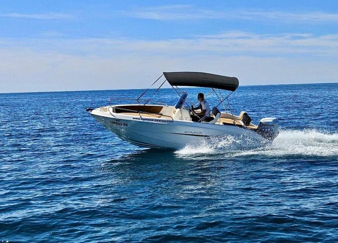 Motorboat Trimarchi Amuni 100hp