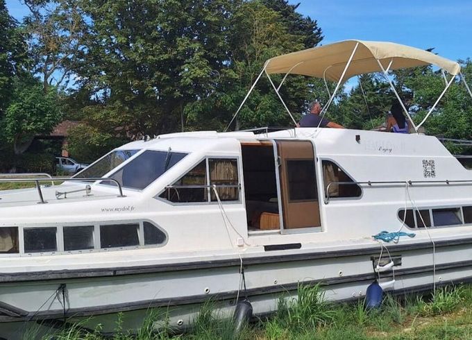 Houseboat le boat classique