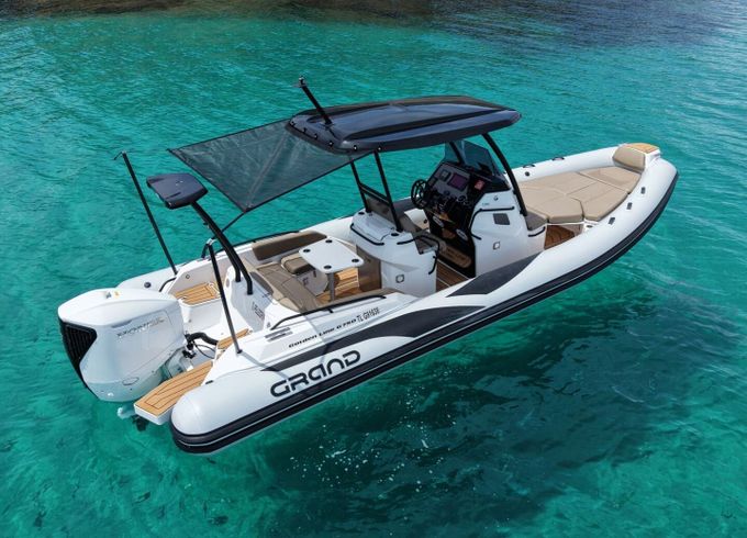 Motorboat Grand 750 250hp