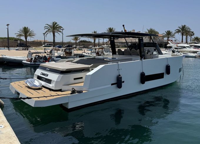 Motorboat De Antonio Yacths D42 Open XL 900hp