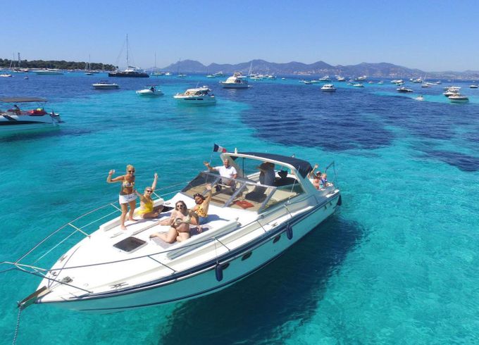 Motorboat FAIRLINE TARGA 33 542hp