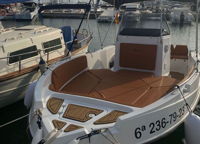 Motorboat NIREUS NIREUS 620 CL 200hp