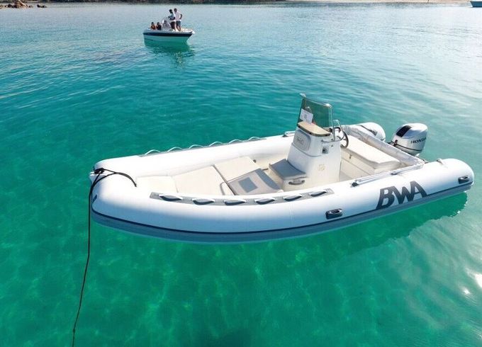 Boat without licence  Bwa 5.5 mt 40hp