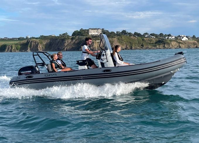 RIB Zodiac Pro 6.5 150hp