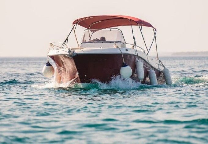 Motorboat Atlantic Marine 750 with 350hp Atlantic 350hp
