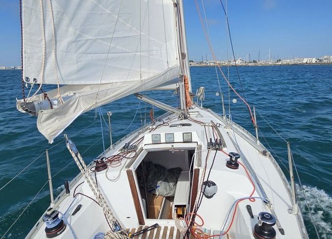 Sailboat Bénéteau First 30 9.35m
