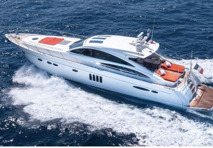 Motor yacht Princess V70