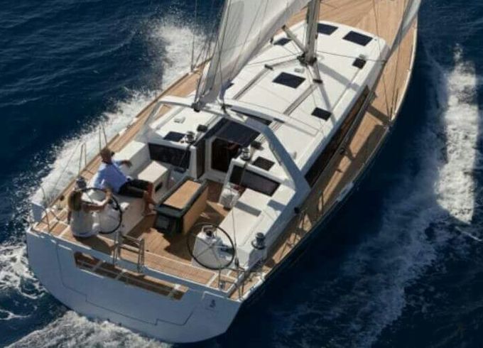 Sailboat Beneteau OCEANIS 48 14.77m