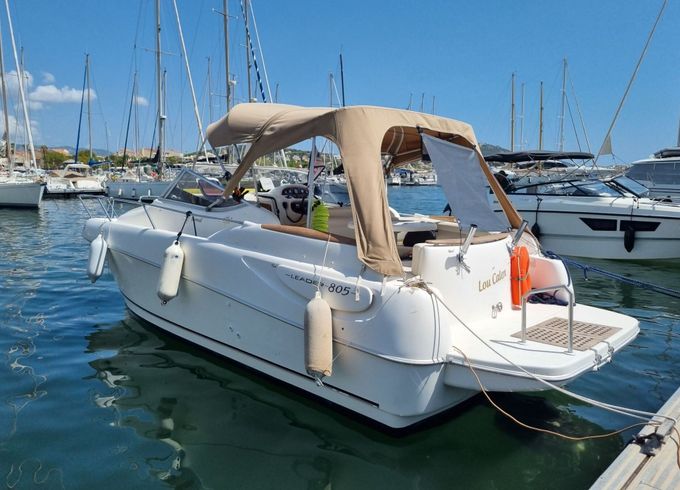 Motorboat Jeanneau Leader 805 320hp
