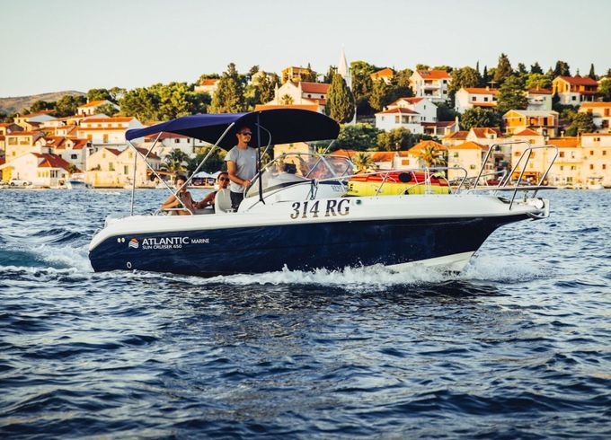 Motorboat Atlantic Marine 650 150hp