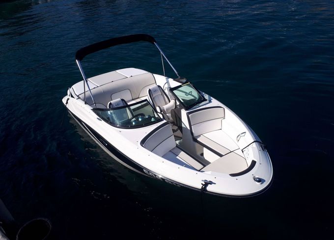 Motorboat SEA RAY 190 SPORT 220hp