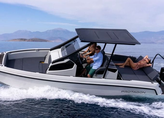 Motorboat Selva Marine PROTAGON 25 SPACE 250hp