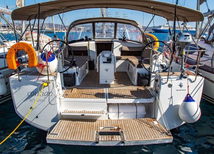 Sailboat Jeanneau Sun Odyssey 490 14.22m