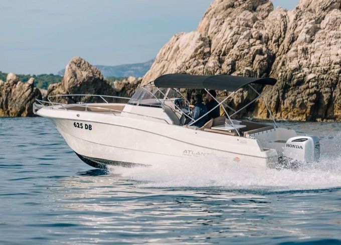Motorboat Atlantic marine 750 250hp