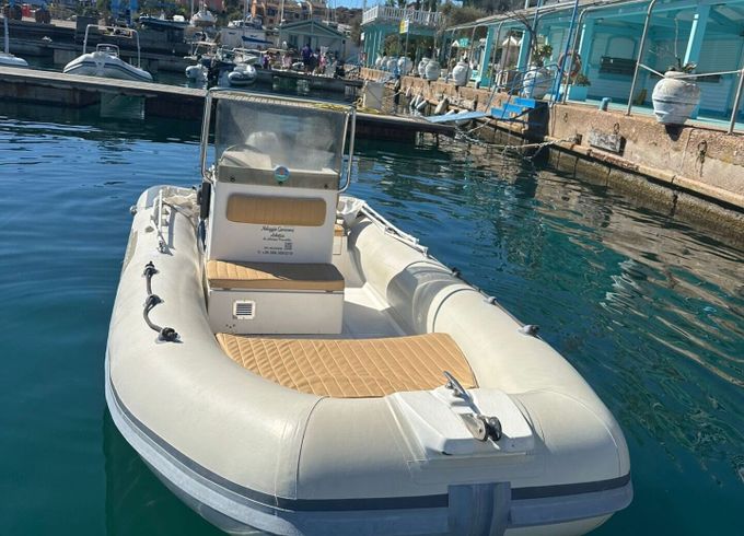 Motorboat Capelli Tempest 530 40hp