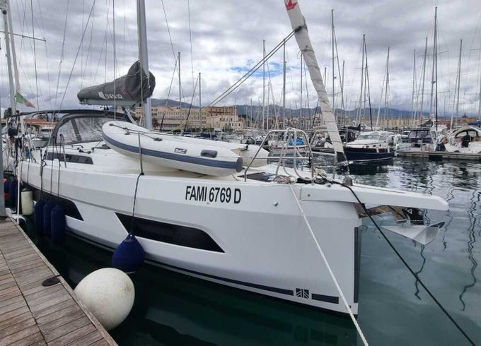 Sailboat Dufour Dufour 41 12.75m