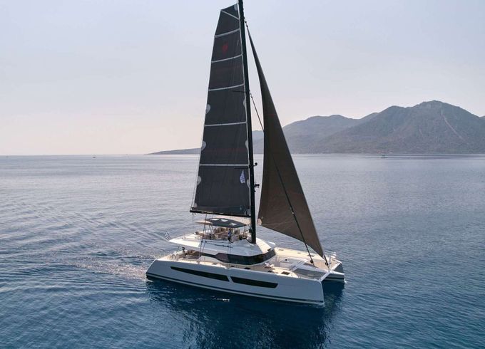 Catamaran Fountaine Pajot Alegria 67 19.49m