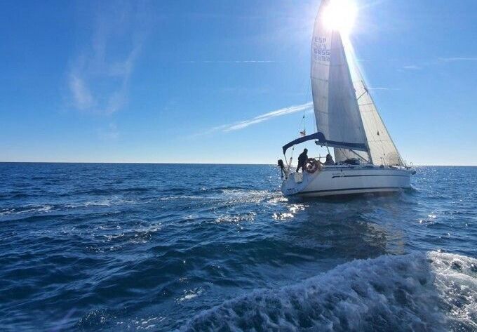 Sailboat Bavaria Bavaria 36 10.96m