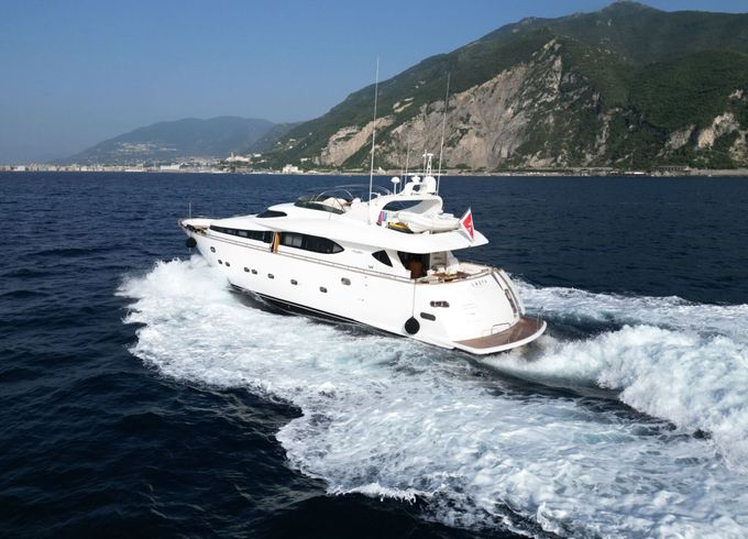 Motor yacht Maiora Maiora 1550hp